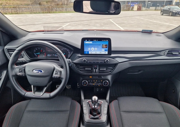 Ford Focus cena 71500 przebieg: 59300, rok produkcji 2018 z Gdańsk małe 379